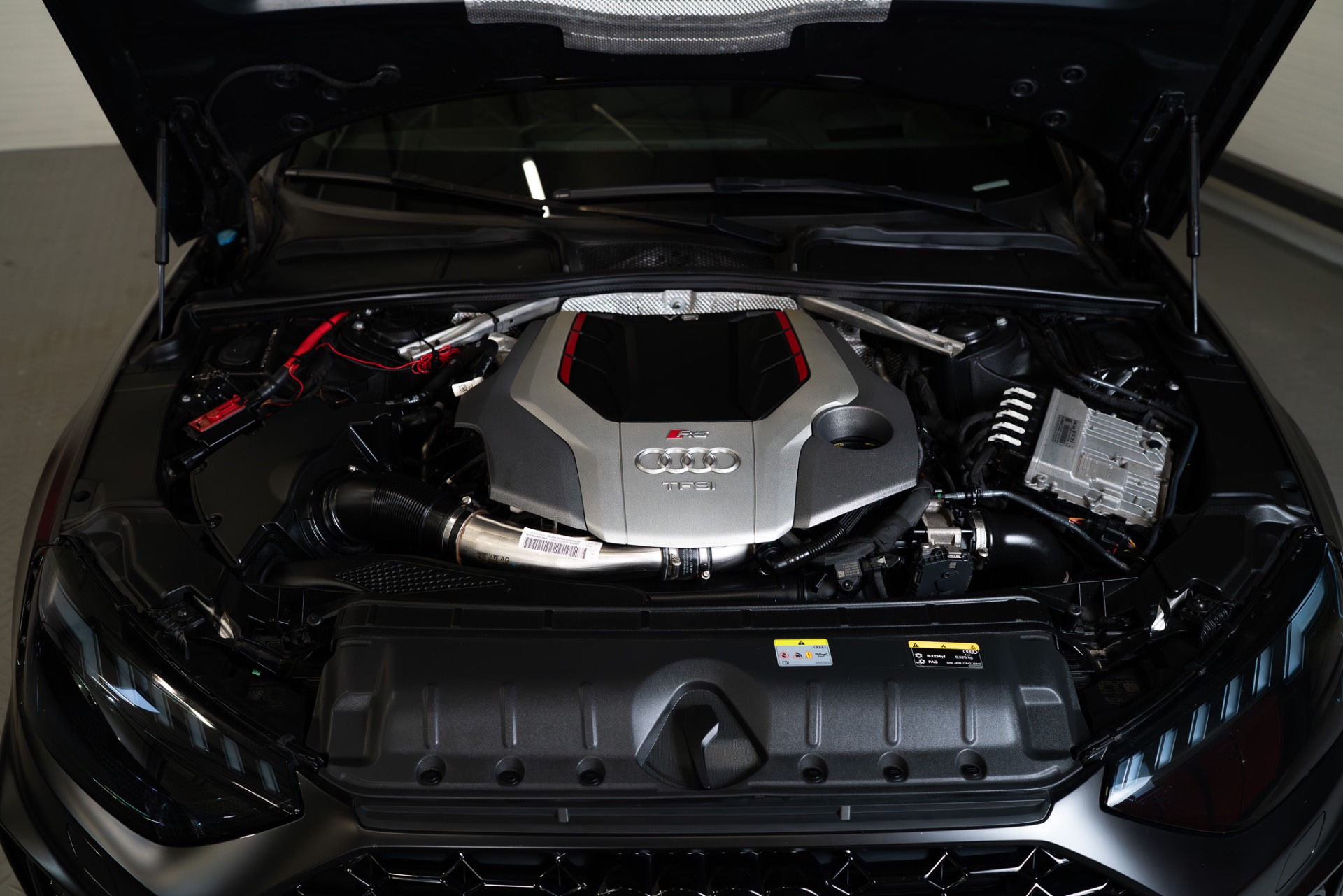 Audi RS4 B9 Avant thumbnail 21